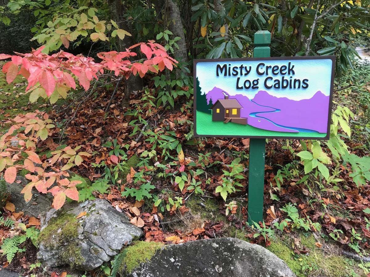 Misty Creek Log Cabins Maggie Valley Exterior photo